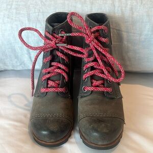 Sorel Women’s PDX Joan Of Arctic Wedge II boots